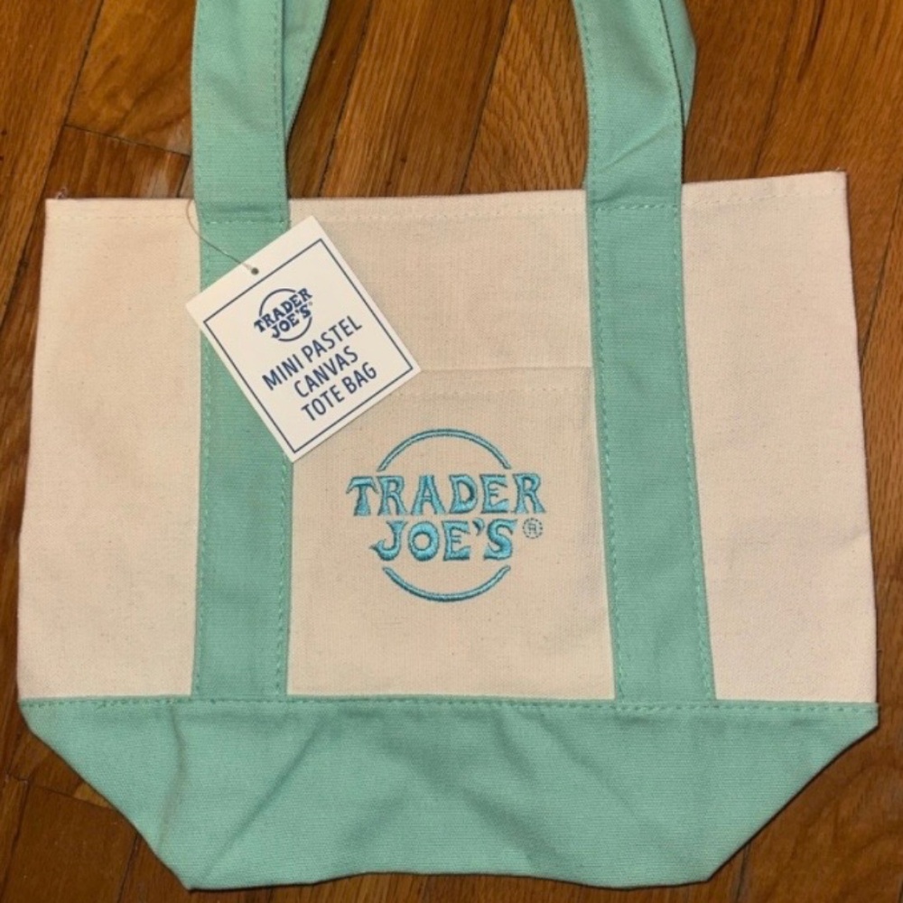 Brand new Trader Joe's mini pastel GREEN canvas tote bags bundle